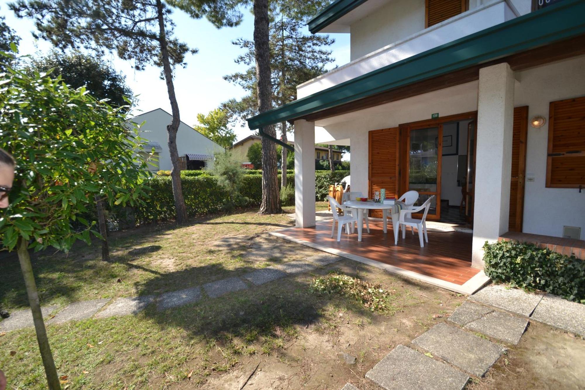 Danubio Apartment Бибионе Екстериор снимка